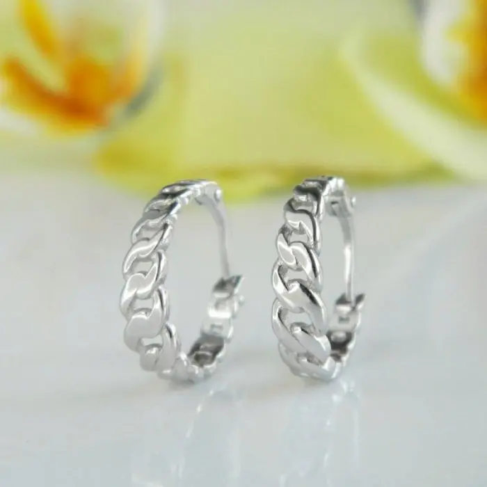 Серьги с английским замком из серебра