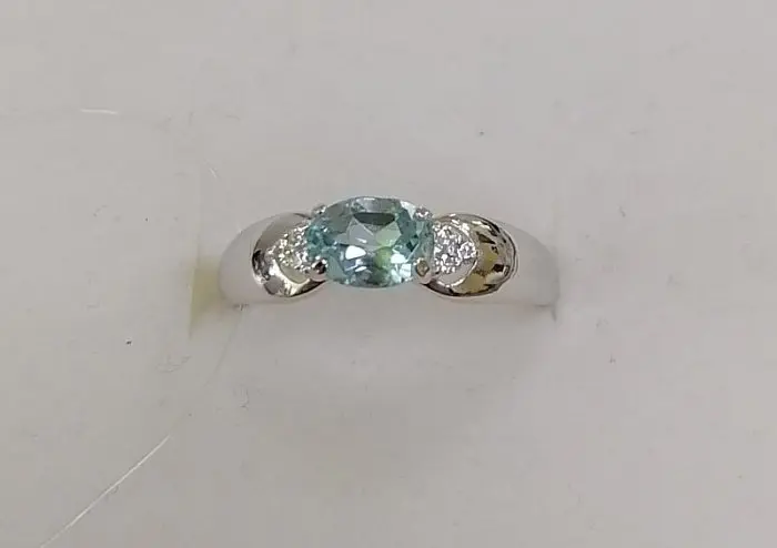 Кольцо декоративное из серебра