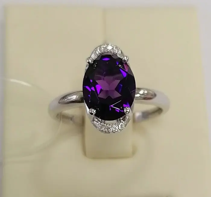 Кольцо декоративное из серебра