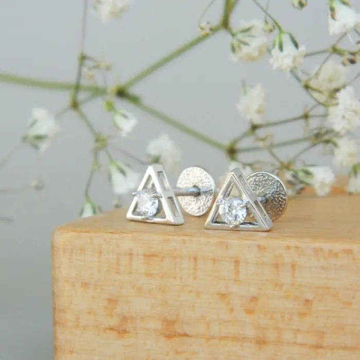 Серьги пуссеты из серебра