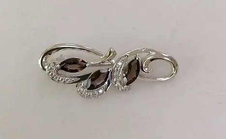Брошь из серебра