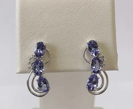 Серьги с английским замком из серебра
