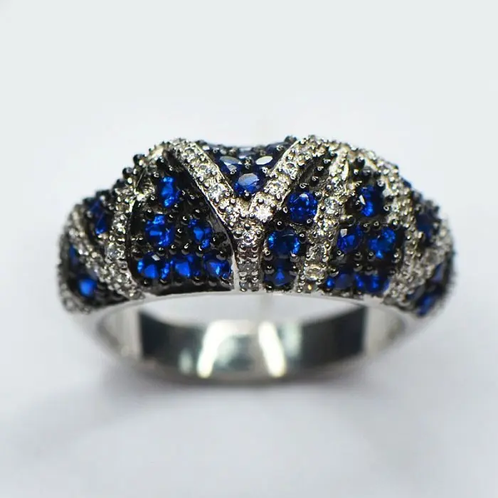 Кольцо декоративное из серебра