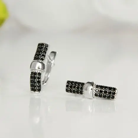 Серьги с английским замком из серебра