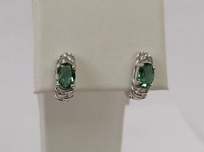 Серьги с английским замком из серебра