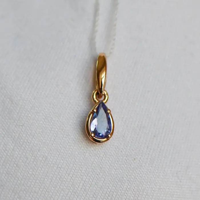 Подвеска декоративная из красного золота