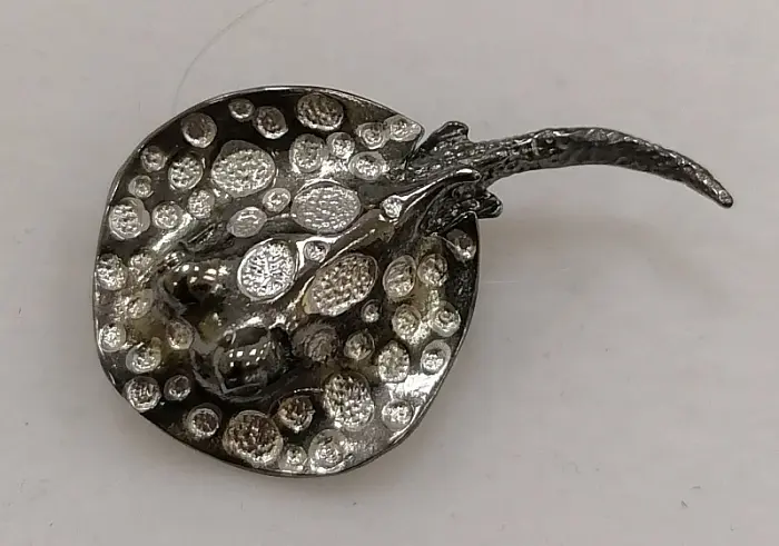 Брошь из черного серебра