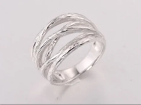 Кольцо декоративное из серебра