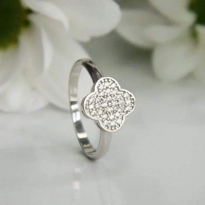 Кольцо декоративное из серебра вид 1