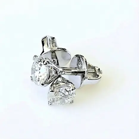 Серьги пуссеты из белого золота