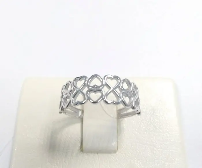 Кольцо декоративное из серебра