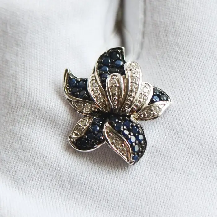 Подвеска декоративная из серебра