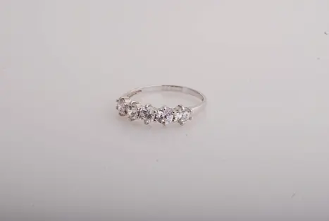 Кольцо декоративное из серебра