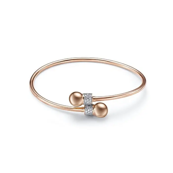 Браслет жесткий из красного золота